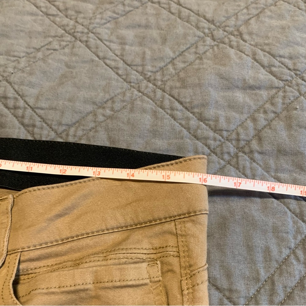 Democracy Tan Skinny Jeans - Picture 5 of 7